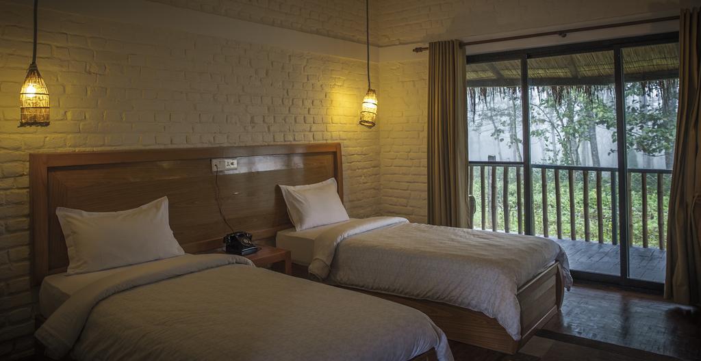 ซารัง ไวลด์ไลฟ์ ซองชัวรี Hotel Meghauli ภายนอก รูปภาพ